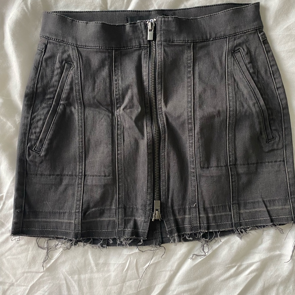 Express Gray mini skirt front zip